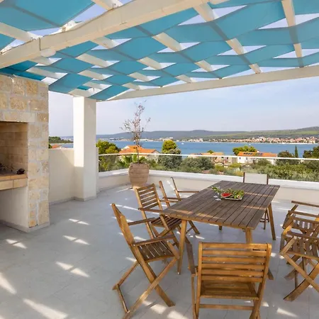 Santa Lucia - Villa&boat Villa *