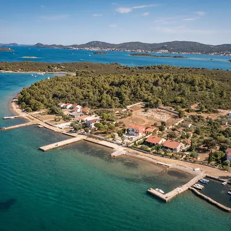 Santa Lucia - Villa&boat *